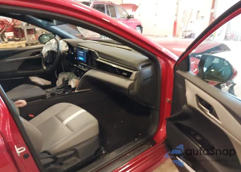 2025 Toyota Camry Se z USA, uszkodzony, nr VIN 4T1DAACK1SU037048